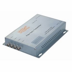 4-ch point-to-point simplex video transmitter, 1 fiber, 1310 nm single-mode, 15 dB optical loss budget. Desktop unit, ST connector, US power plug.