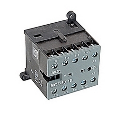 3 pole, plus 1 NO auxiliary contact, 16 amp, non-reversing miniature contactor, 12V DC coil and screw terminals