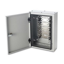LSA-Plus Connection Box, 500 Series, Holds Up To 10 Series 2 LSA-PLUS Modules