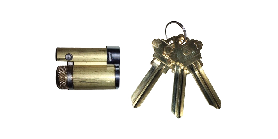 Full Size Format Interchangeable Core, 6 Pin Length, Brass, US4 Satin