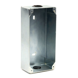8098100 Flush Back Box