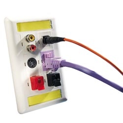 1 PORT RJ11 MODULAR JACK WITH 110 TERMINATIONS UNSHIELDED TWISTED PAIR USOC TRACJACK COLOR CLOUD WHITE